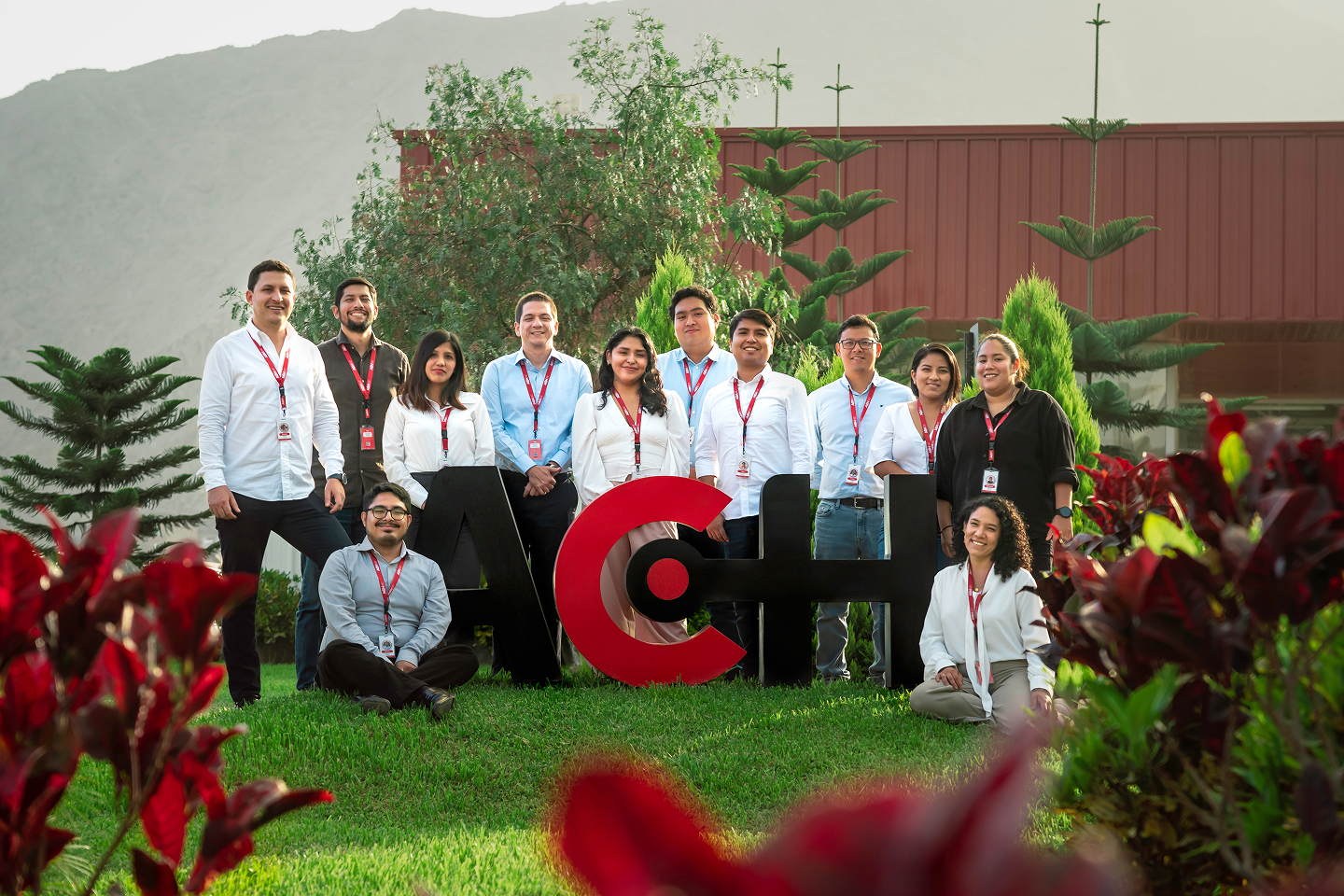 ACH | Contacto